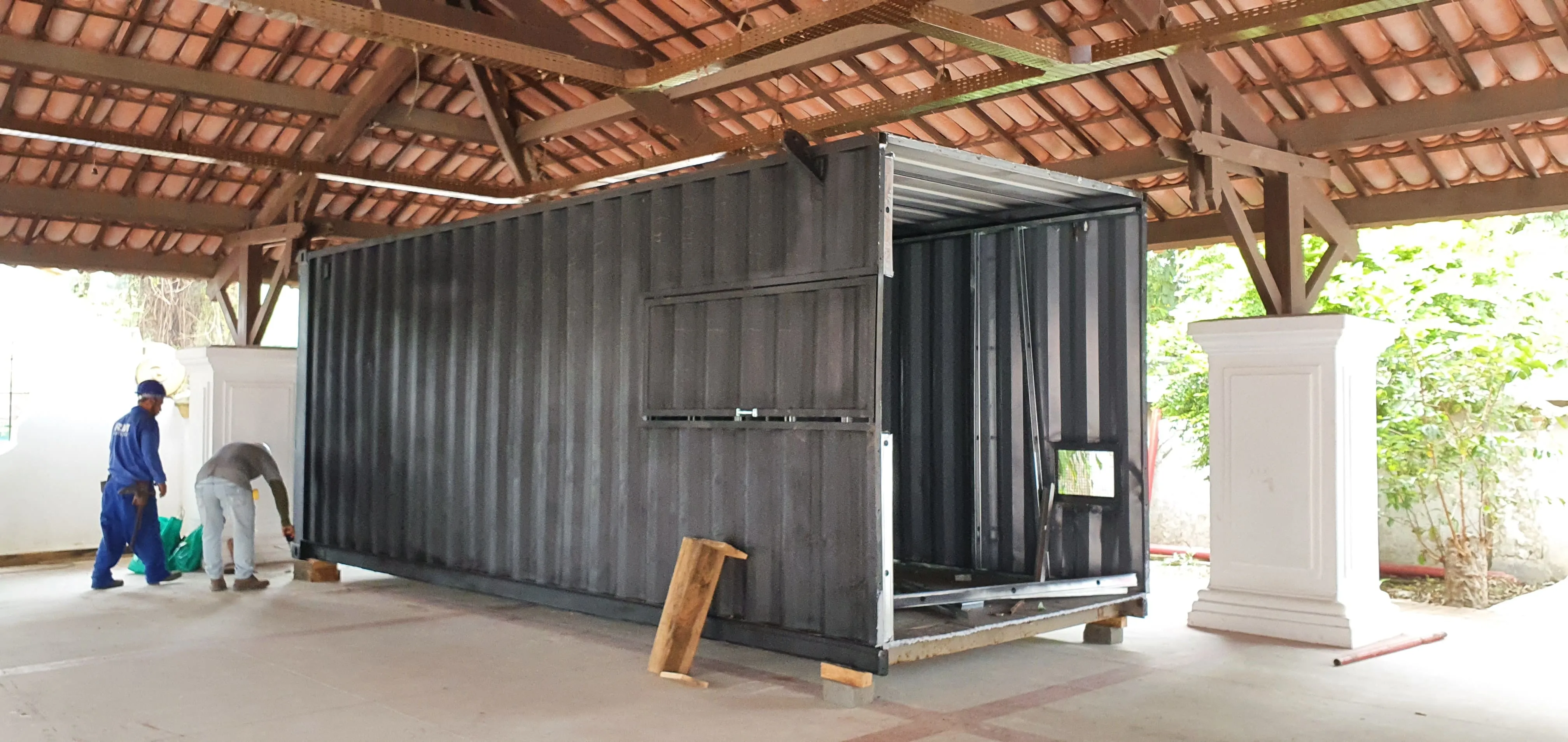 Estrutura metálica tipo container