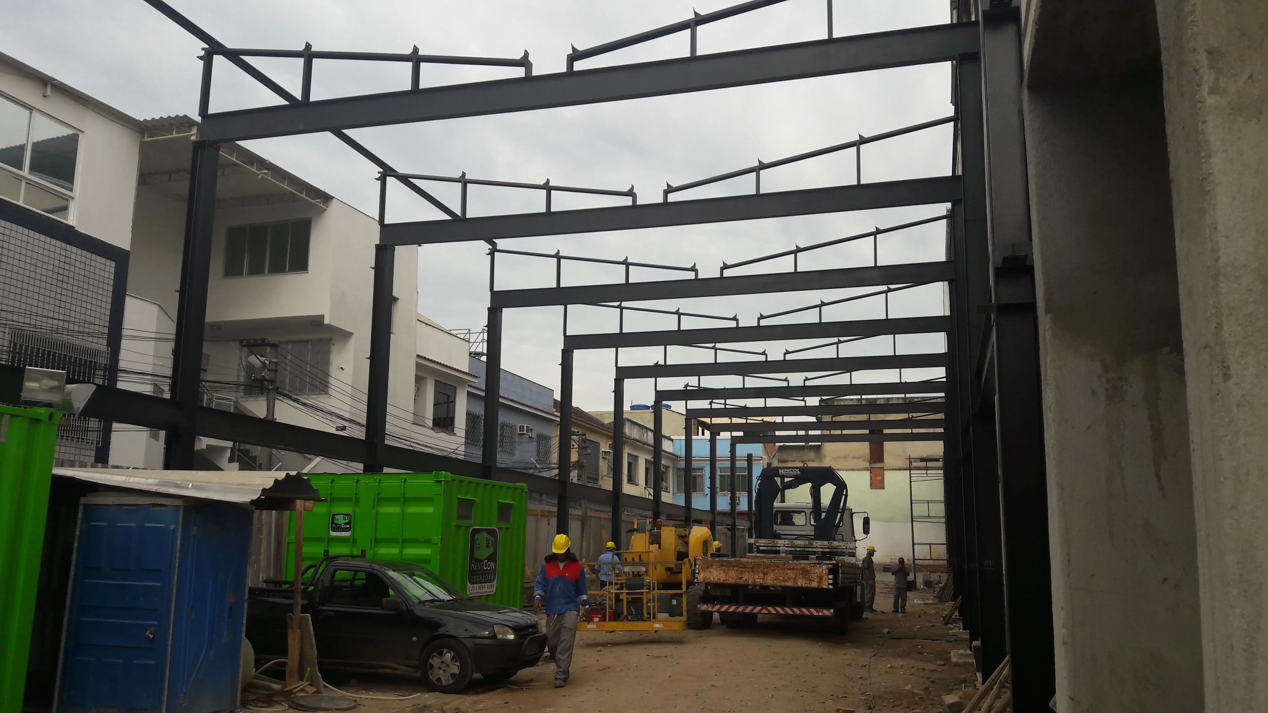 Estrutura para telhado galvanizado