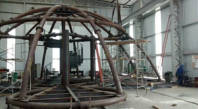 Montagem de estruturas metálicas para eventos